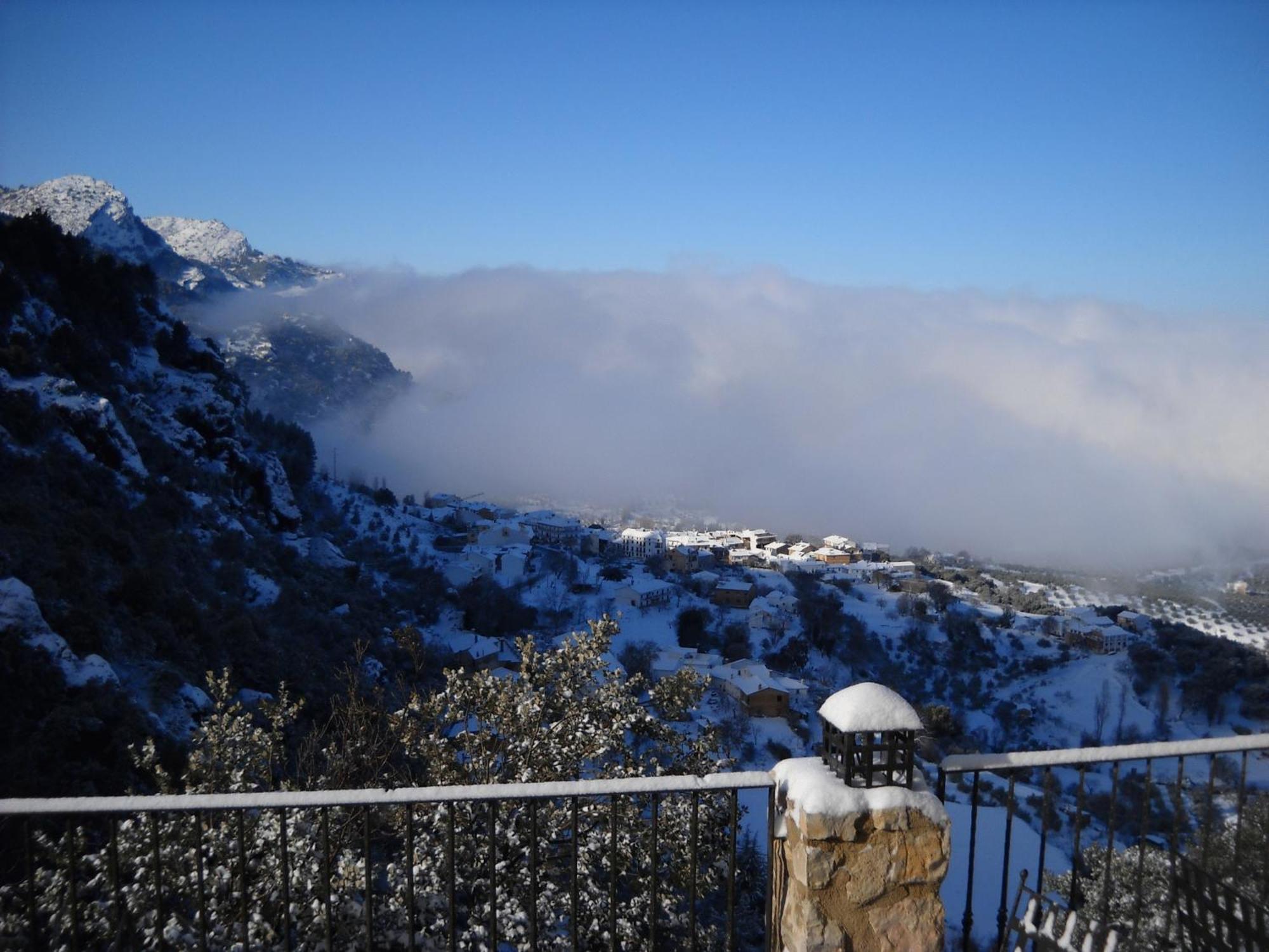 Calerilla Hotel (Adults Only) Burunchel エクステリア 写真
